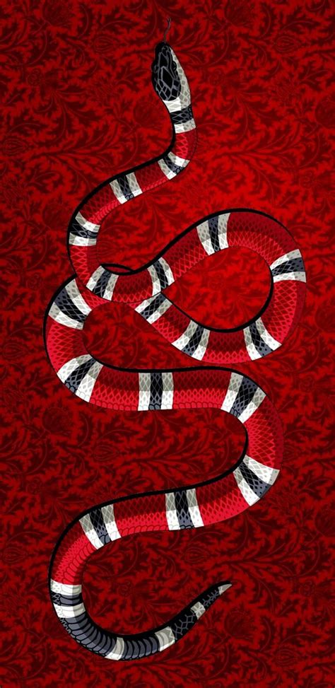 serpiente gucci real|More.